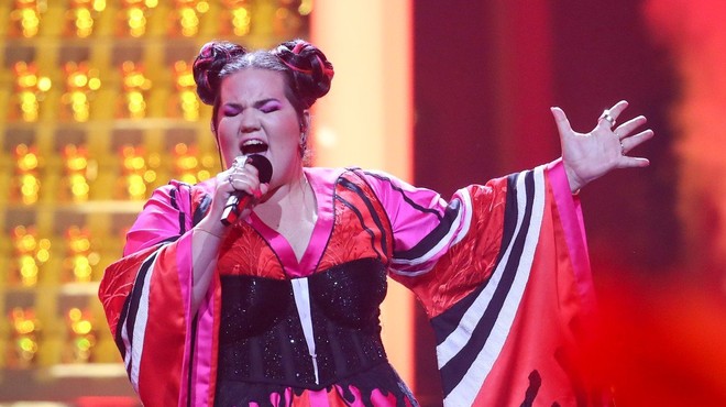 Na Evroviziji je zmagala izraelska predstavnica Netta s pesmijo TOY (foto: profimedia)
