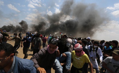 Po izjemno krvavih protestih na palestinskih ozemljih še splošna stavka!