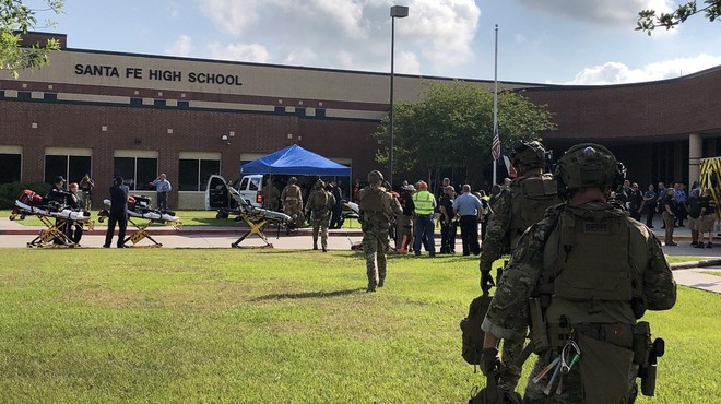 V streljanju na teksaški srednji šoli več mrtvih (foto: profimedia)