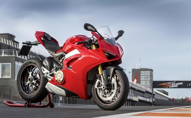 Ducati  postavlja nov mejnik v zgodovini motociklizma
