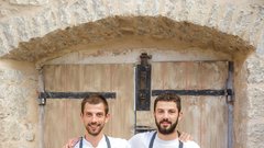 Brata Grabić iz burger bara Flying Pig v Jelsi (foto: Dean Dubokovič)
