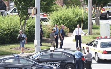 ZDA: Policija prijela napadalca na uredništvo časopisa v Annapolisu - ubil je pet ljudi!