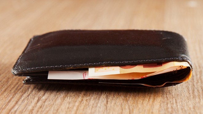 Poštena hrvaška cestarja lastniku vrnila izgubljeno denarnico s 1800 evri (foto: Profimedia)