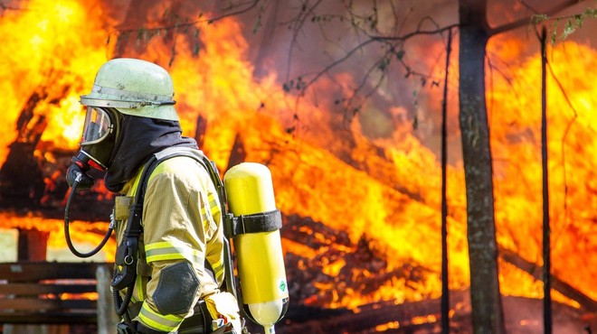 Kalifornijo spet pustošijo požari, najmanj šest mrtvih (foto: profimedia)