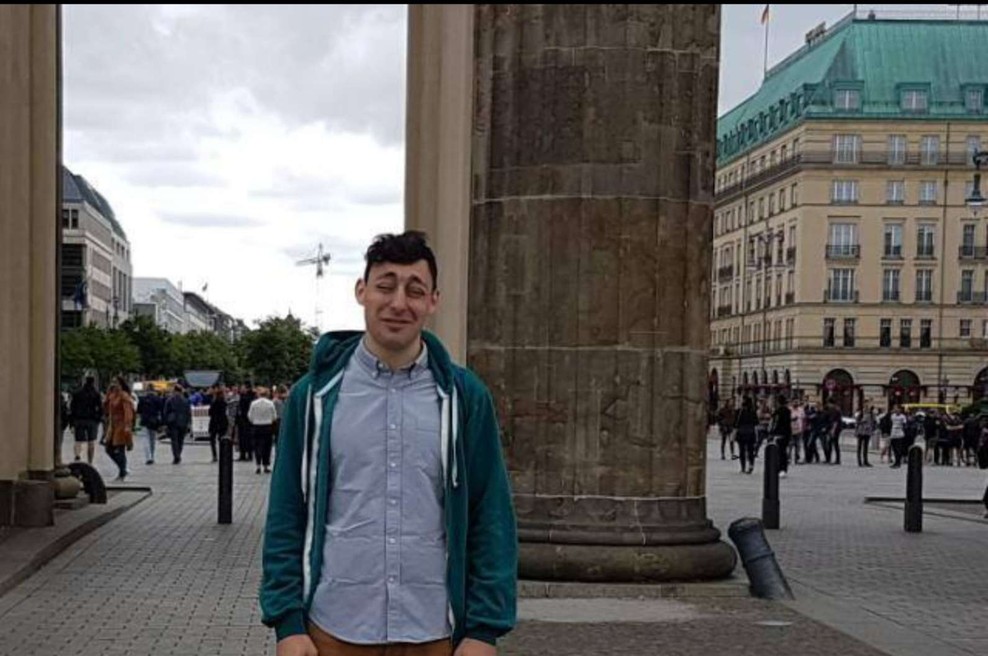 Pogrešan 25-letni ameriški državljan Jonathan Reid Luskin je bil na poti v Ljubljano! (foto: PU Ljubljana)