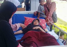 Po potresu na indonezijskem otoku Lombok je na gori ujetih več sto ljudi