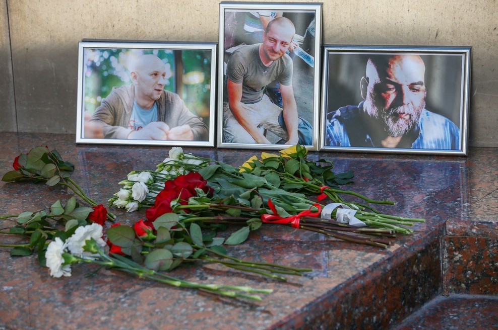 V Srednjeafriški republiki umorili tri ruske novinarje, ki so snemali dokumentarec o ruskih plačancih (foto: profimedia)