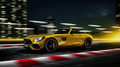 Mercedes-AMG GT S roadster - krasna trikraka zvezda