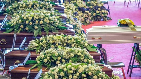 Dan žalovanja in državni pogreb za žrtve zrušenega viadukta v Genovi