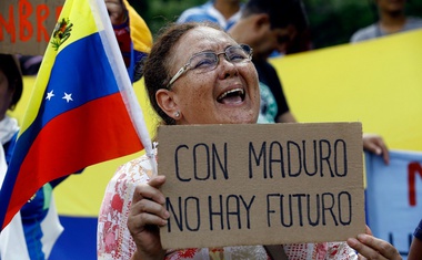 V Venezueli nad hiperinflacijo z novimi bankovci in ponovnim dvigom minimalne plače