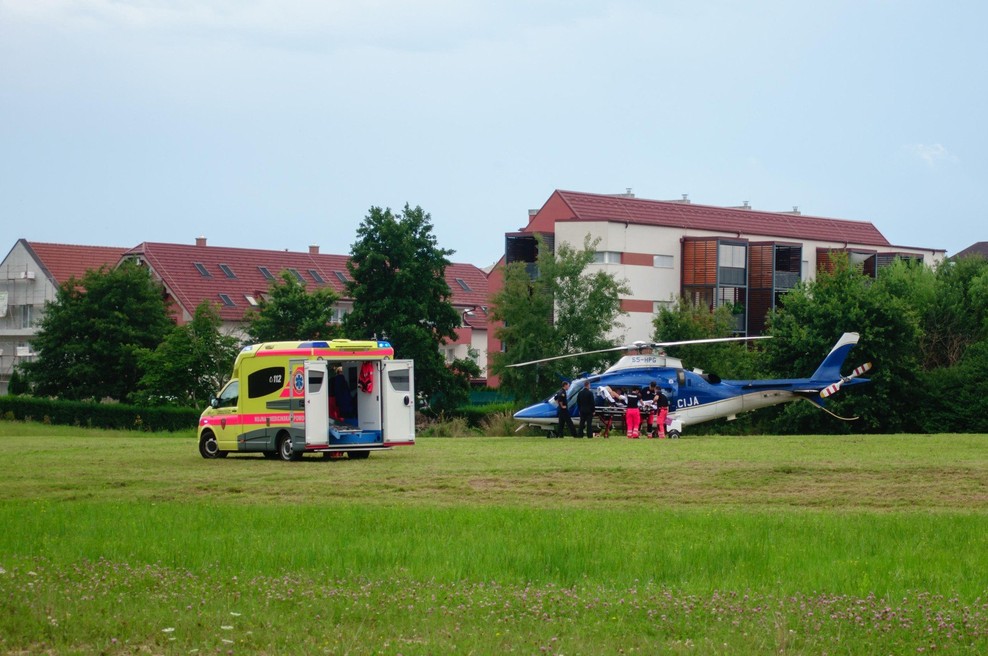 V gostinskem pretepu hudo poškodoval 42-letnika, a kar pol ure nihče ni poklical reševalcev (foto: Profimedia)