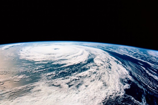 Orkan Florence divja v Severni in Južni Karolini