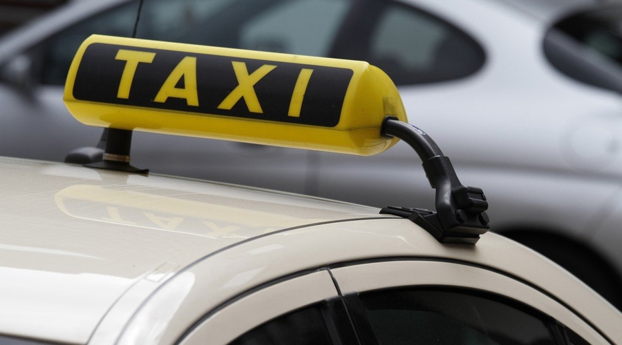 Oderuški taksist za 30 kilometrov vožnje zahteval absurdno vsoto denarja (foto: Profimedia)