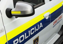 Mozirska policista ponoči opazila ogenj in herojsko rešila speče stanovalce