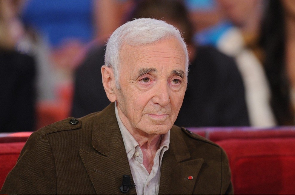 Umrl je francoski šansonjer Charles Aznavour (foto: Profimedia)