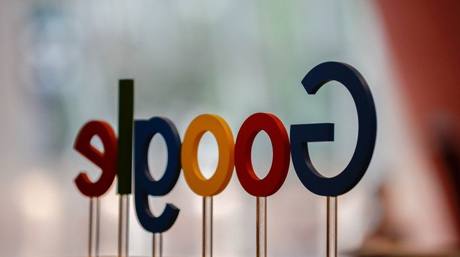 Google pol leta po odkritju usodne ranljivosti v omrežju zapira Google+ (foto: profimedia)