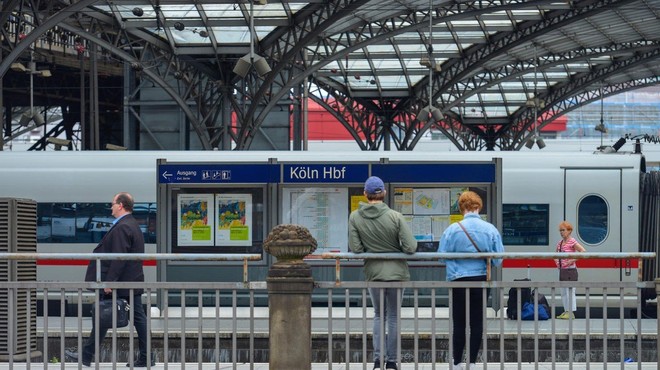 Policisti v  Kölnu rešili dramo s talci (foto: profimedia)