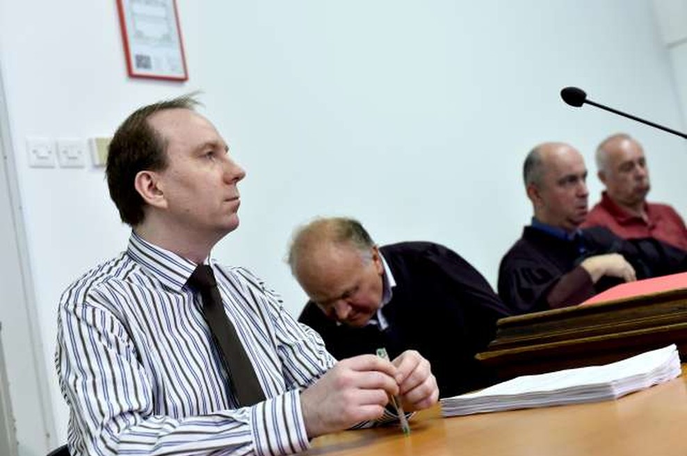 Tožilstvo razvpitemu zdravniku Radanu po novem očita uboje (foto: Tamino Petelinšek/STA)