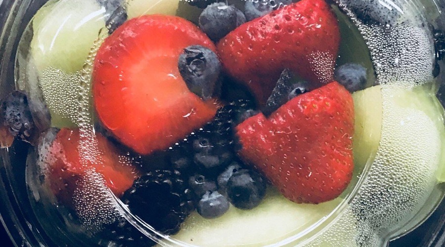 Avstrijski znanstveniki prvič odkrili mikroplastiko pri človeku (foto: profimedia)