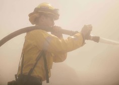 Število žrtev požara v Kaliforniji se je povzpelo na 42