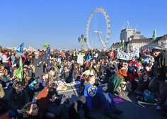 Britanci so zaradi podnebnih sprememb protestirali proti neaktivni vladi