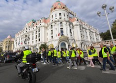 V protestih proti visokim cenam goriva v Franciji ena smrtna žrtev in 47 ranjenih