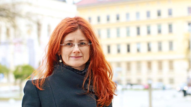 Dr. Sonja Bezjak: Za slogan smo si dali misel  “Z norostjo proti neumnosti!” (foto: GORAN ANTLEY)