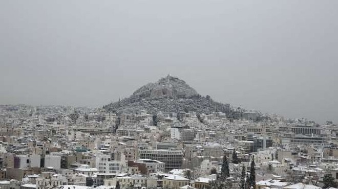 Mraz in sneg ohromila Grčijo, poročajo tudi o smrtnih žrtvah (foto: STA)