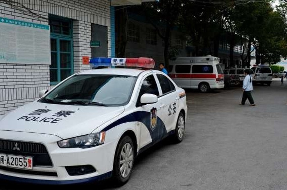 V Pekingu moški napadel z nožem in ranil 20 otrok (foto: STA)