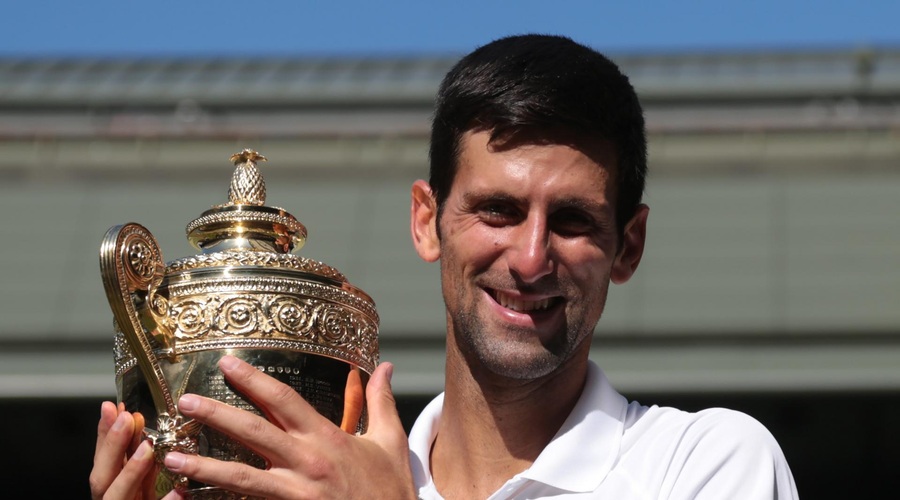 Novak Đoković: Vsakič, ko sem pomislil, kaj sem naredil, sem se počutil, da sem se izneveril samemu sebi.« (foto: Profimedia)