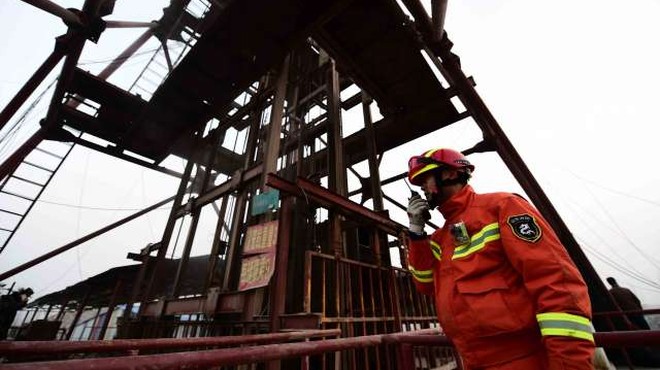 V rudniški nesreči na Kitajskem najmanj 19 mrtvih (foto: Xinhua/STA)