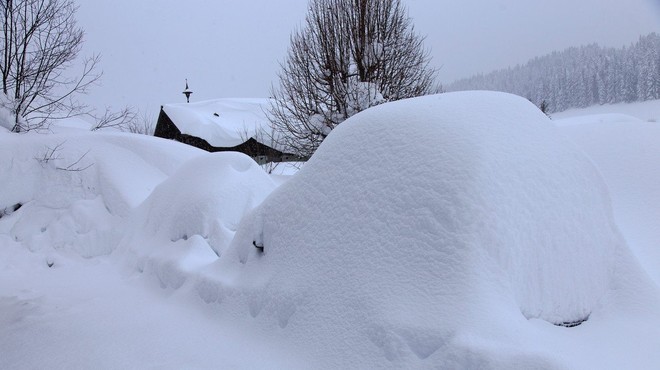 V Avstriji snežni rekordi, kakršne beležijo le vsakih 10 do 100 let (foto: profimedia)