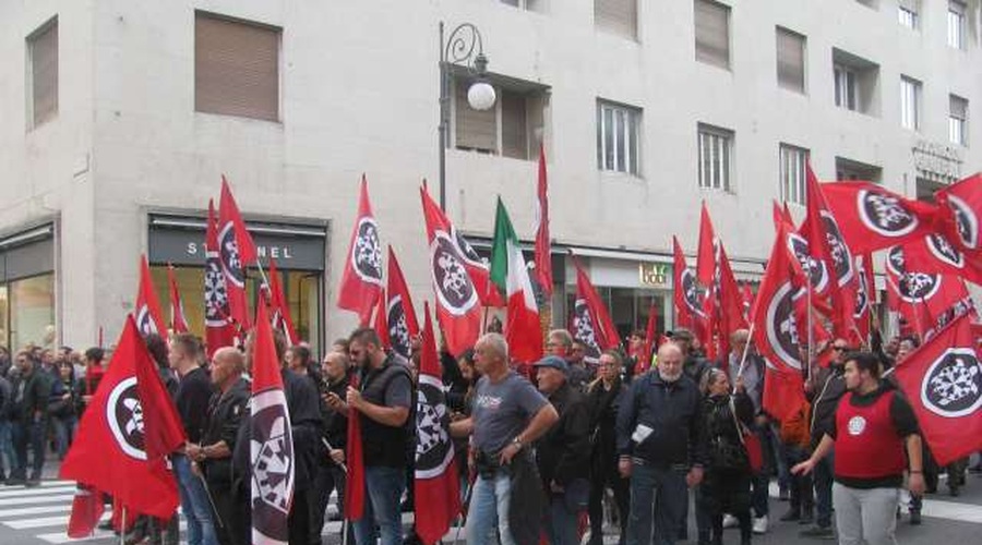 Gorica: Italijanski neofašisti spet na cesto, antifašisti za protiutež pripravljajo svoj shod (foto: STA/Ivan Žerjal)