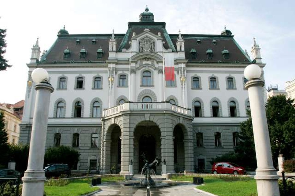 Ljubljanska univerza tudi s tečaji slovenskega jezika pomaga ukrajinskim študentom (foto: Daniel Novakovič/STA)