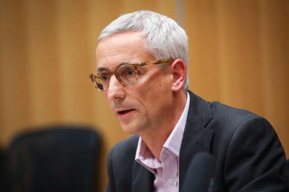 Na čelo ministrstva za kulturo začasno Jernej Pikalo (foto: Anže Malovrh/STA)