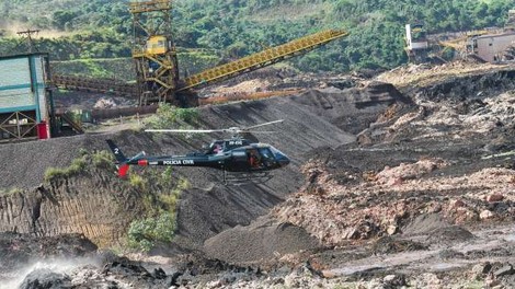 Brazilija: Skoraj 100 smrtnih žrtev v zrušenju jezu