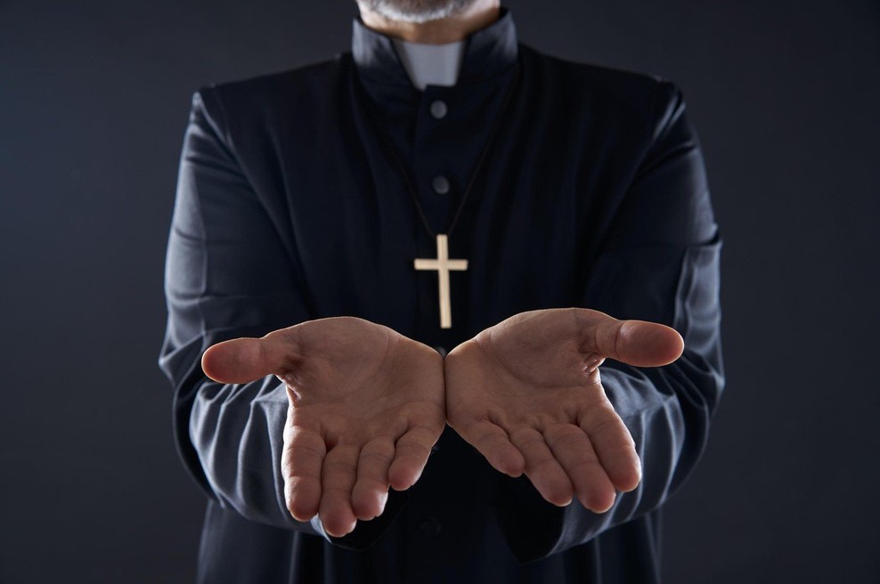 74-letni apostolski nuncij v Franciji obtožen otipavanja občinskega uslužbenca (foto: profimedia)