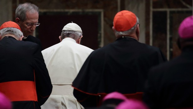 
                            Papež o duhovnikih, ki prežijo na otroke: "Takšni so orodje hudiča!" (foto: profimedia)