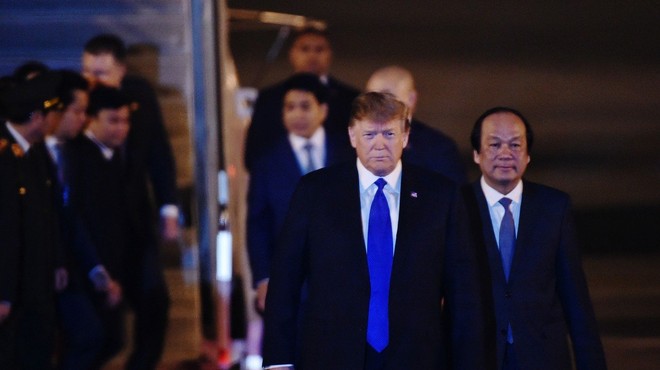 Trump je v Hanoj prispel po 20 urah letenja, Kim pa 4500 kilometrov opravil z vlakom! (foto: profimedia)