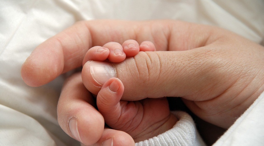 Znana Slovenka že drugič postala mamica, čestitke že dežujejo (foto: Profimedia)
