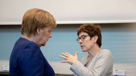 Besede Annegret Kramp-Karrenbauer, ki je na čelu CDU zamenjala Angelo Merkel, deležne očitkov