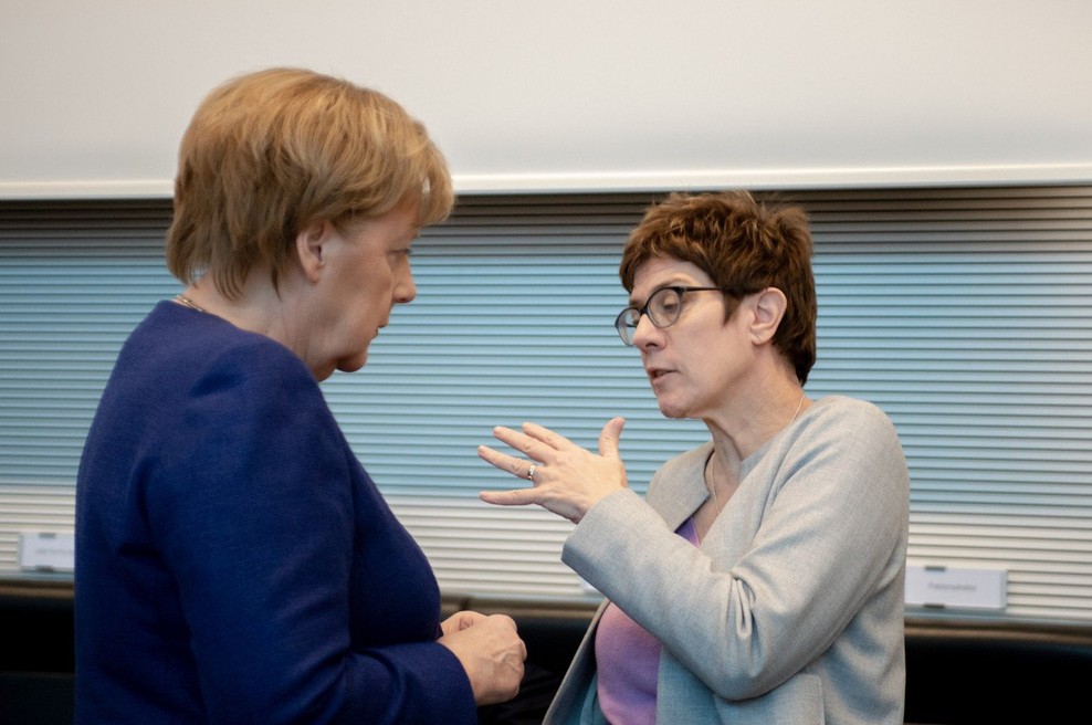 Besede Annegret Kramp-Karrenbauer, ki je na čelu CDU zamenjala Angelo Merkel, deležne očitkov (foto: profimedia)