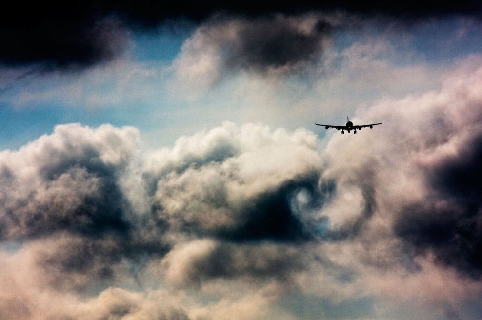 Po hudi turbulenci, v kateri se je poškodovalo 29 ljudi, letalo srečno pristalo v New Yorku (foto: profimedia)