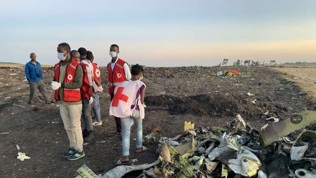 
                            Ethiopian Airlines po letalski nesreči prizemljil svojo floto boeingov 737 max (foto: Xinhua/STA)