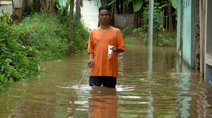 Poplave v indonezijski pokrajini Papua terjale najmanj 50 življenj (foto: profimedia)