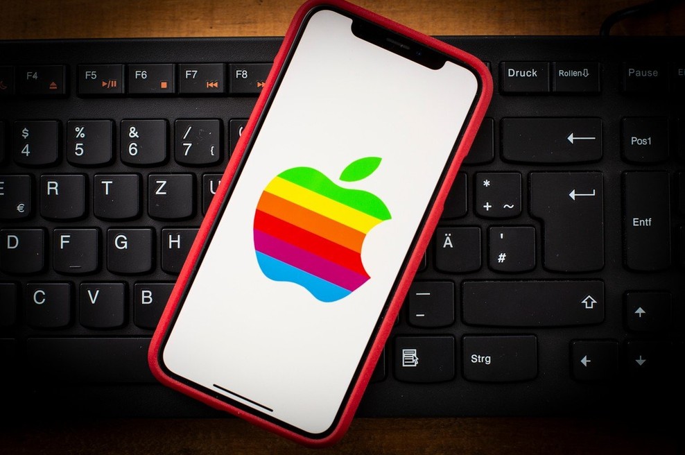 Apple vstopa v svet digitalnih vsebin (foto: profimedia)