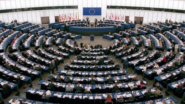 
                            Večina slovenskih evropskih poslancev je bila proti avtorski direktivi (foto: profimedia)