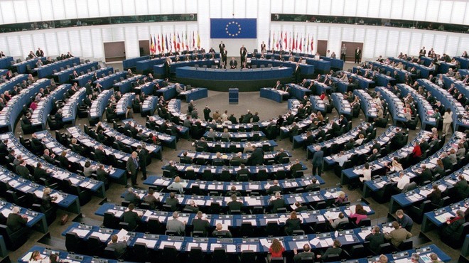 Večina slovenskih evropskih poslancev je bila proti avtorski direktivi (foto: profimedia)