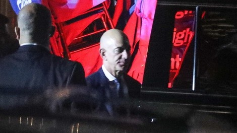 Najbogatejšemu Zemljanu Jeffu Bezosu naj bi vdrli v telefon po naročilu iz Saudove Arabije