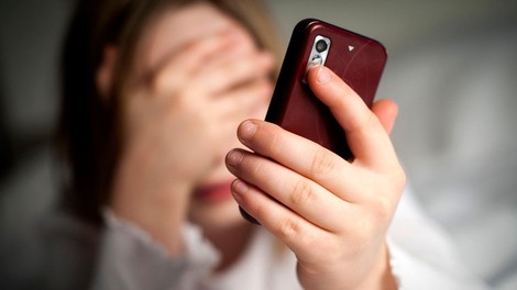 Italija bo kriminalizirala "maščevalno" pornografijo